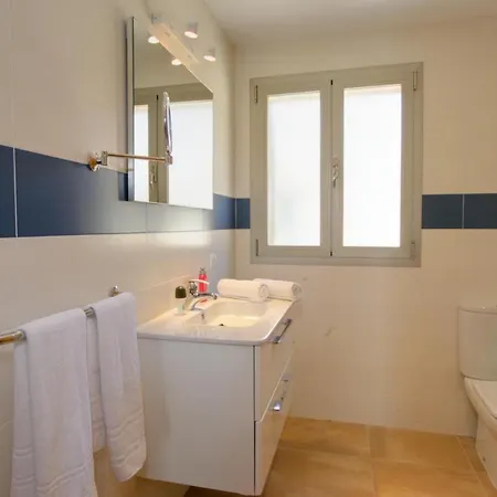 Sleeps 8 Pool Air Con Wifi Βίλα